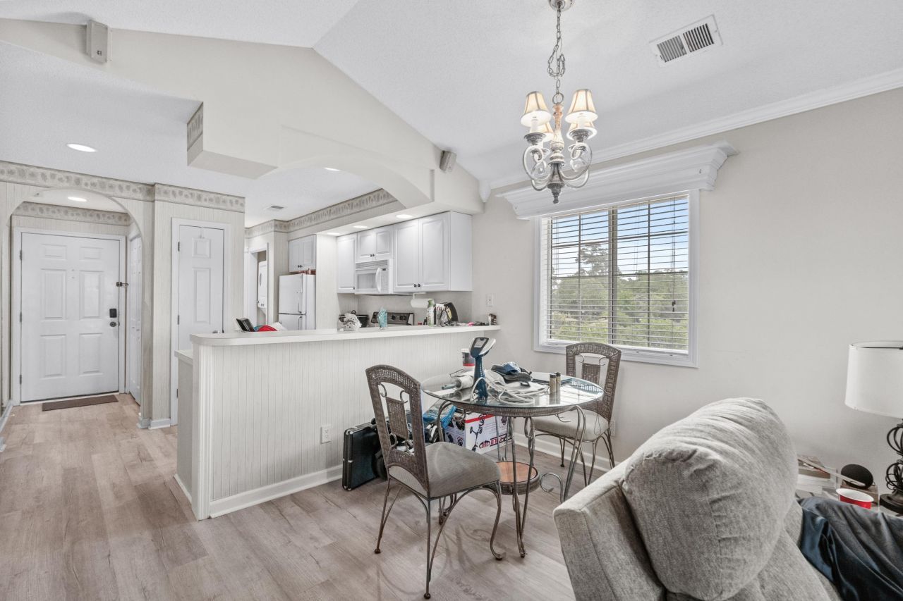 4421 Eastport Blvd. Photo 10