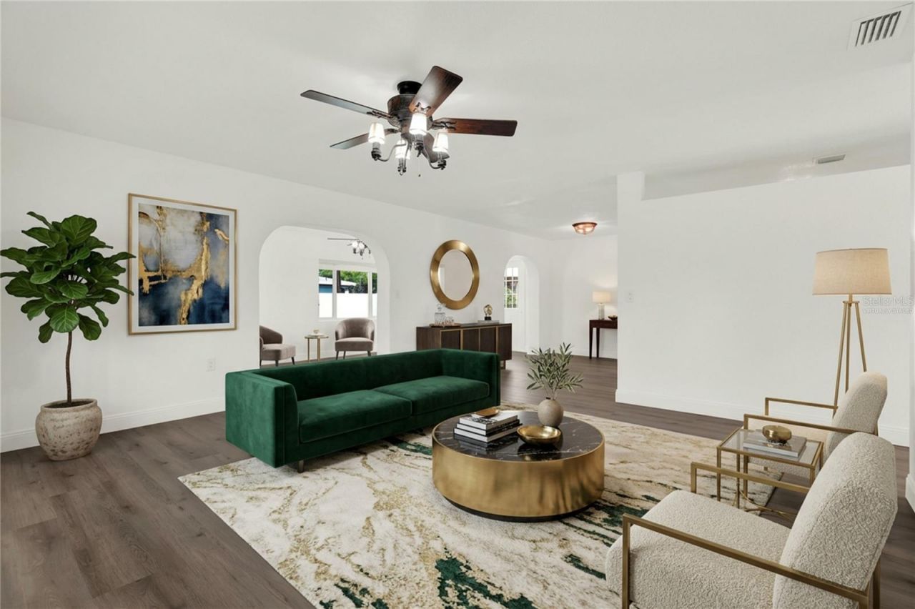 4510 NE Helena Street Ne, Saint Petersburg, FL 33703 Photo