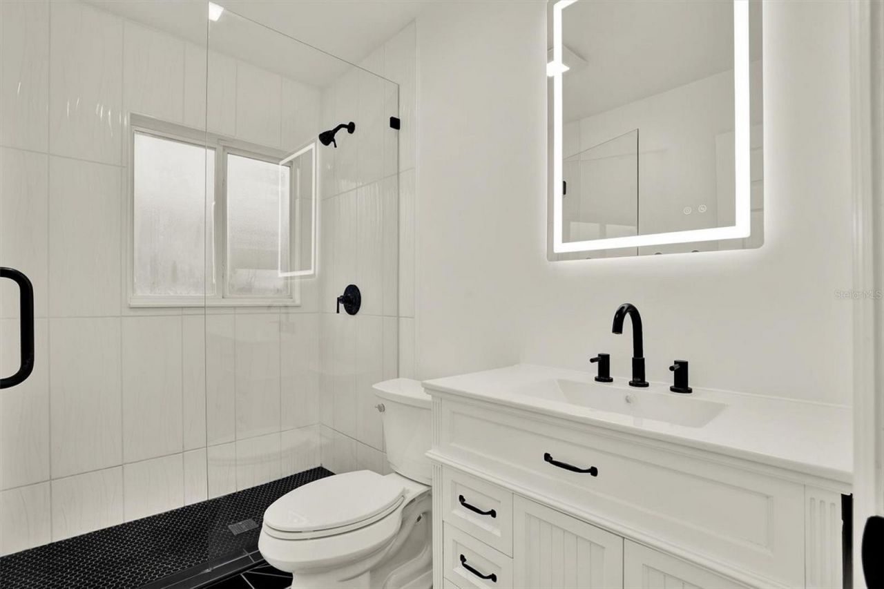 4510 NE Helena Street Ne, Saint Petersburg, FL 33703 Photo