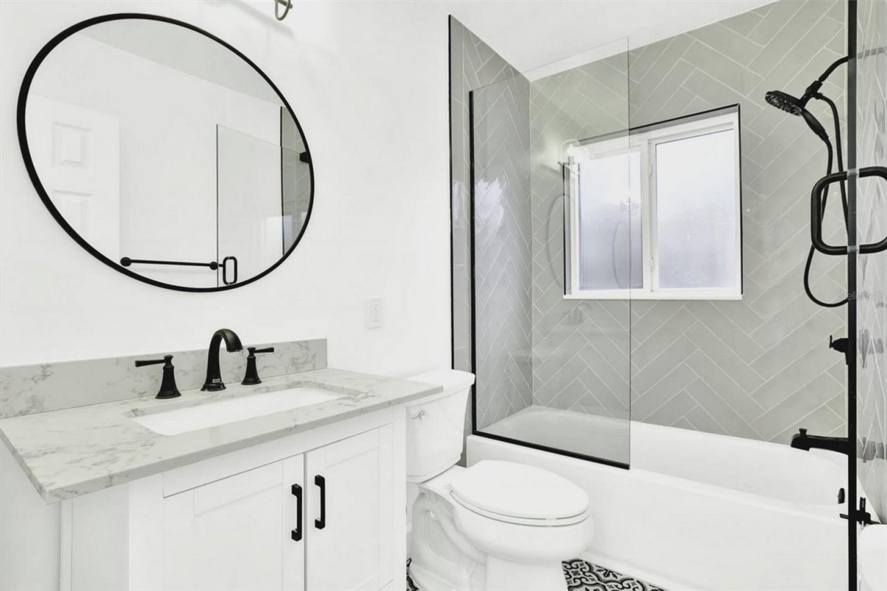 4510 NE Helena Street Ne, Saint Petersburg, FL 33703 Photo