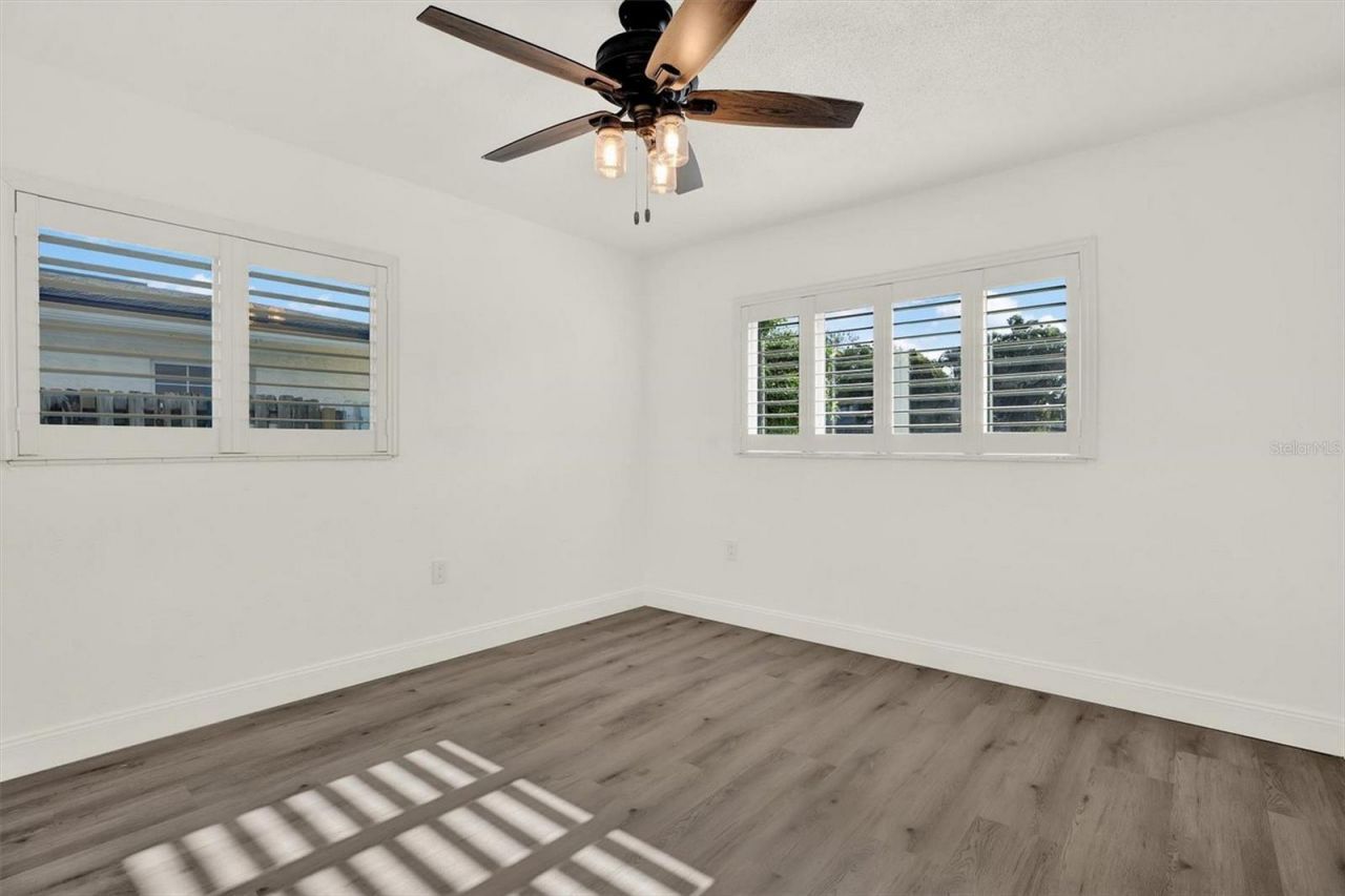 4510 NE Helena Street Ne, Saint Petersburg, FL 33703 Photo