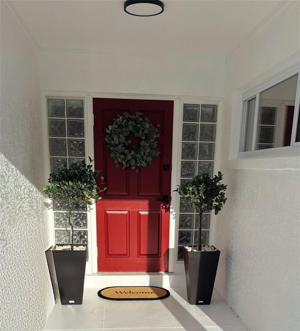 4510 NE Helena Street Ne, Saint Petersburg, FL 33703 Photo