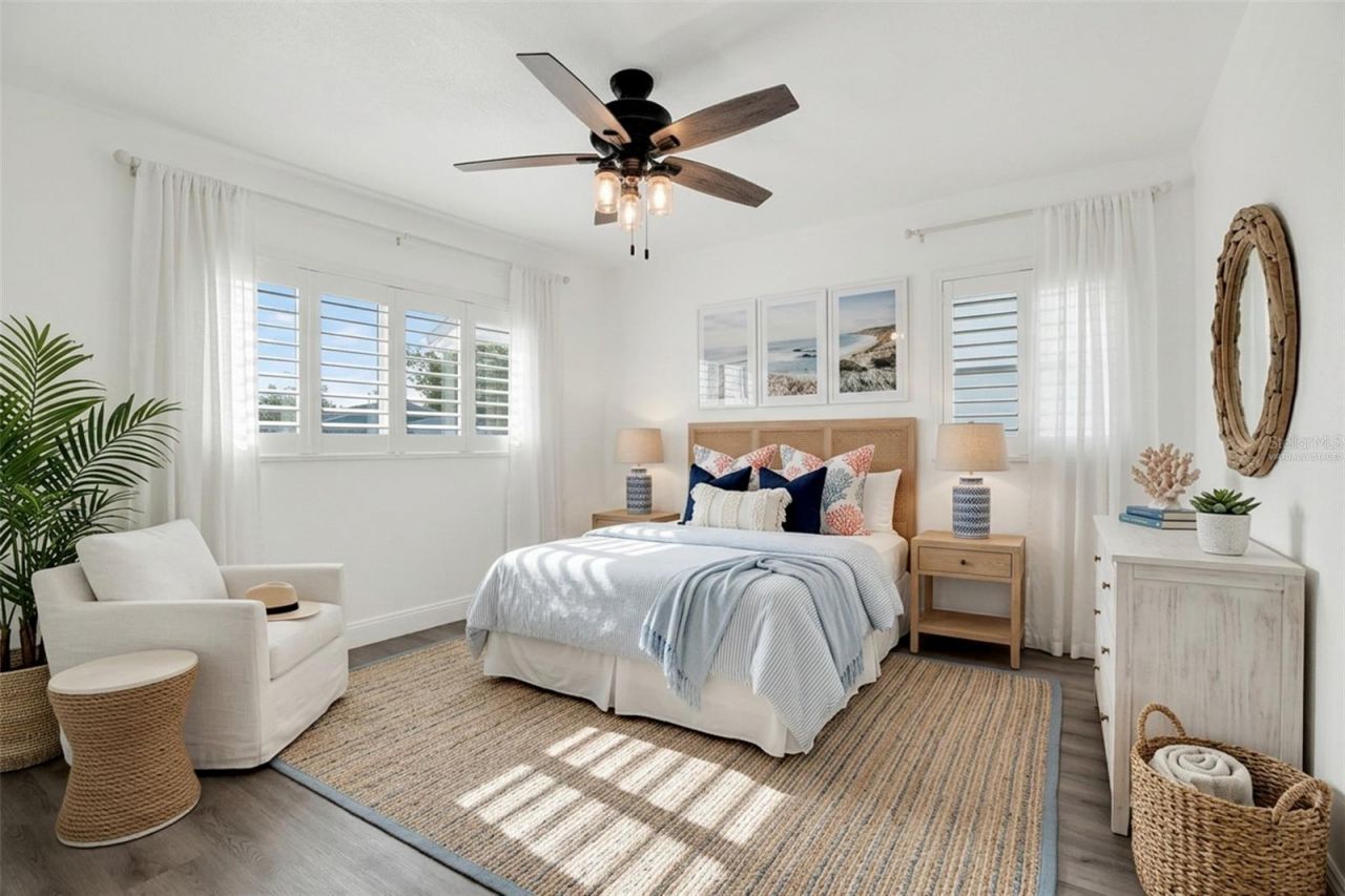 4510 NE Helena Street Ne, Saint Petersburg, FL 33703 Photo