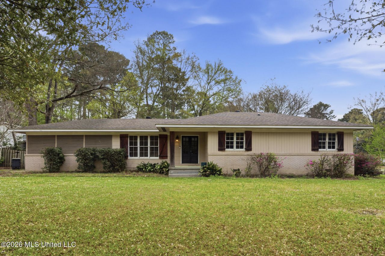 1621 Lockwood Avenue, Jackson, MS 39211 Main Photo