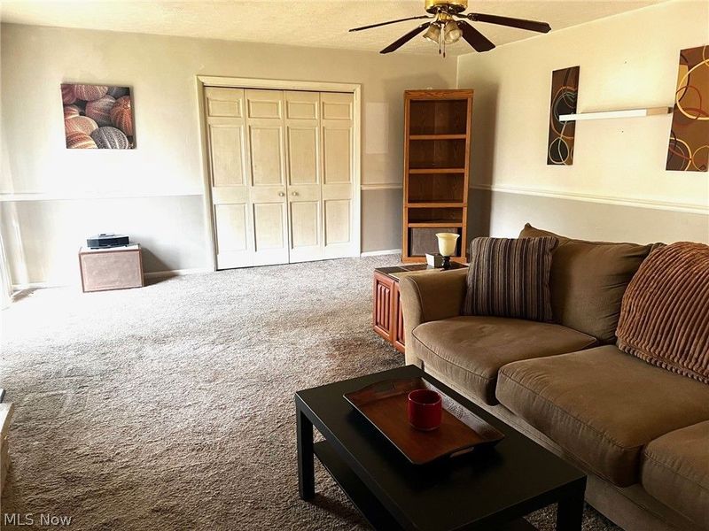 166 Oak Knoll, Niles, OH 44446 Photo 12