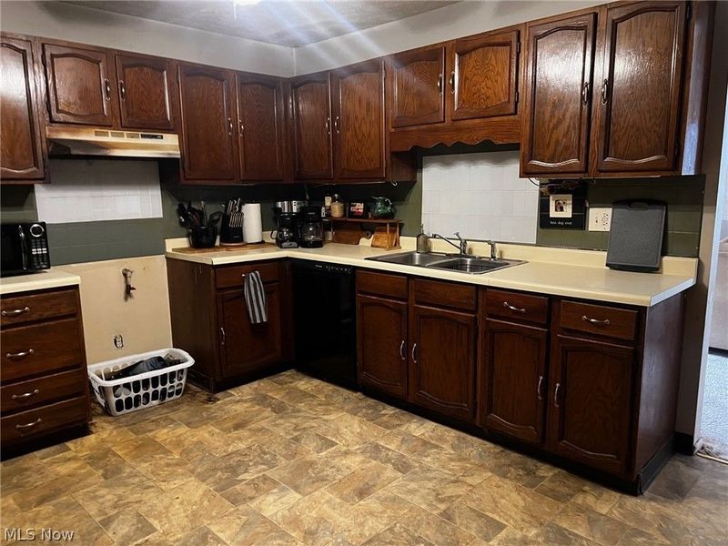 166 Oak Knoll, Niles, OH 44446 Photo 6