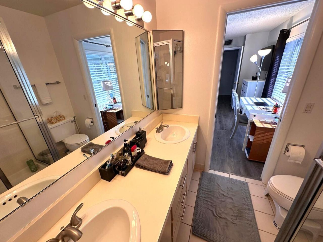 1917 Stratford Way, West Palm Beach, FL 33409 Photo