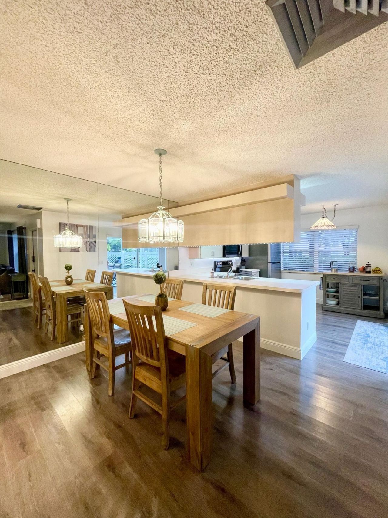 1917 Stratford Way, West Palm Beach, FL 33409 Photo