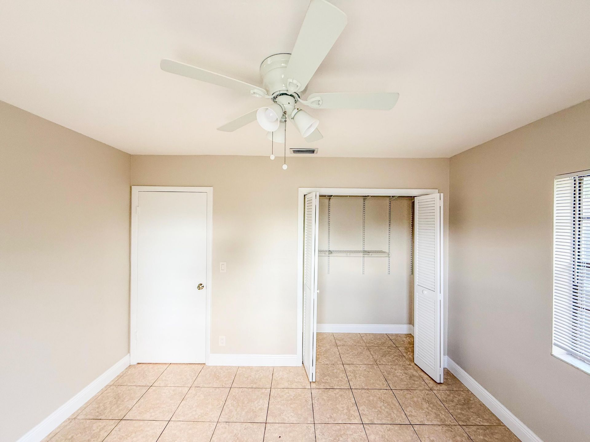 1515 N Federal Highway, Lake Worth Beach, FL 33460 Photo