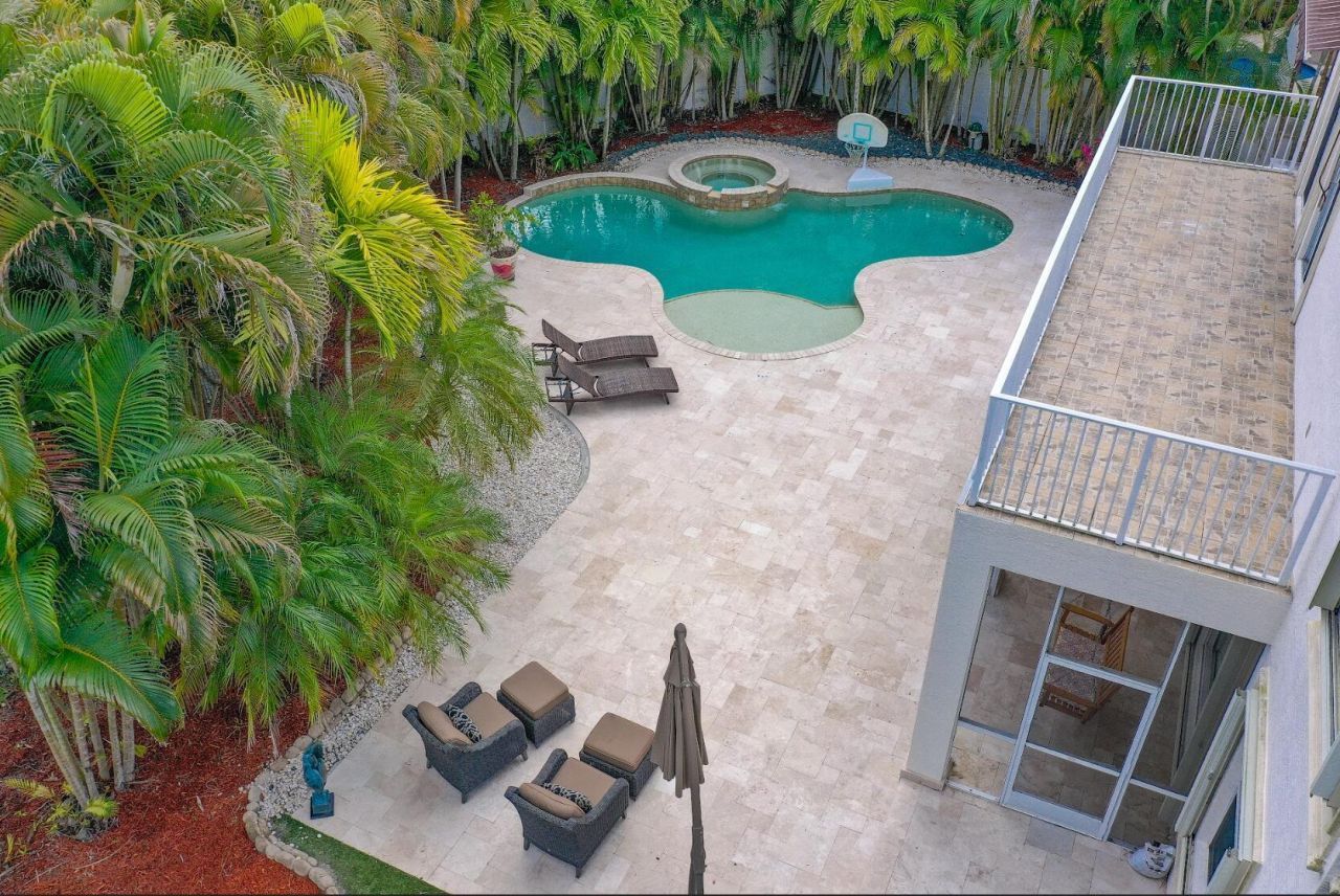 9732 Phipps Lane, Wellington, FL 33414 Photo