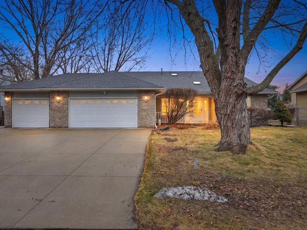 2938 Valento Lane, Little Canada, MN 55117