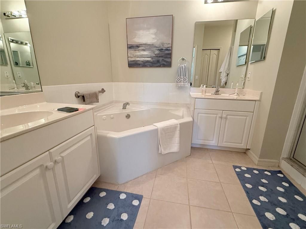 3555 Laurel Greens Ln N, Unit 202, Naples, FL 34119 Photo