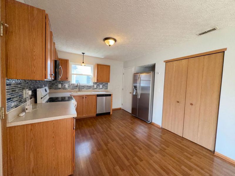 5469 Beresford Street, Unit 224, Canal Winchester, OH 43110 Photo 2