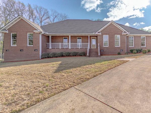 1304 Leominster Cv, Jonesboro, AR 72401