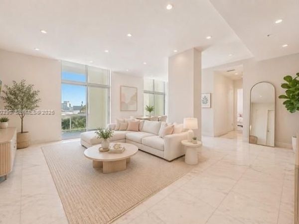 2001 Meridian Ave, Unit PH-16, Miami Beach, FL 33139