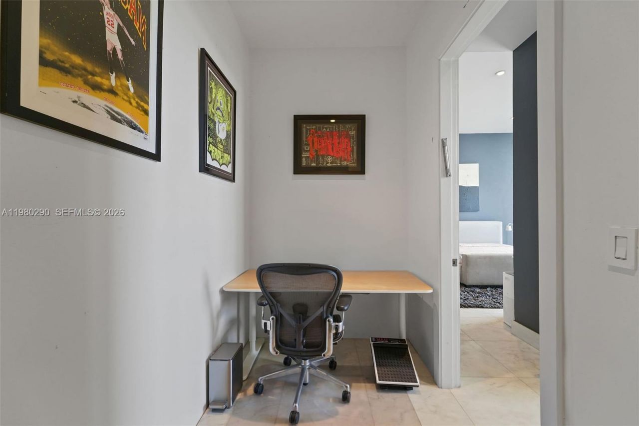 2001 Meridian Ave , Unit PH-16, Miami Beach, FL 33139 Photo