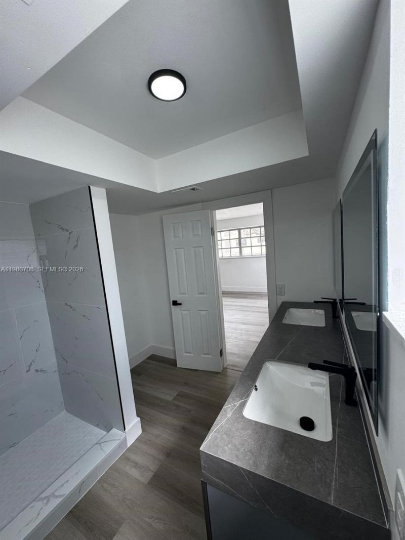 11840 NE 19th Dr , Unit 19, North Miami, FL 33181 Photo