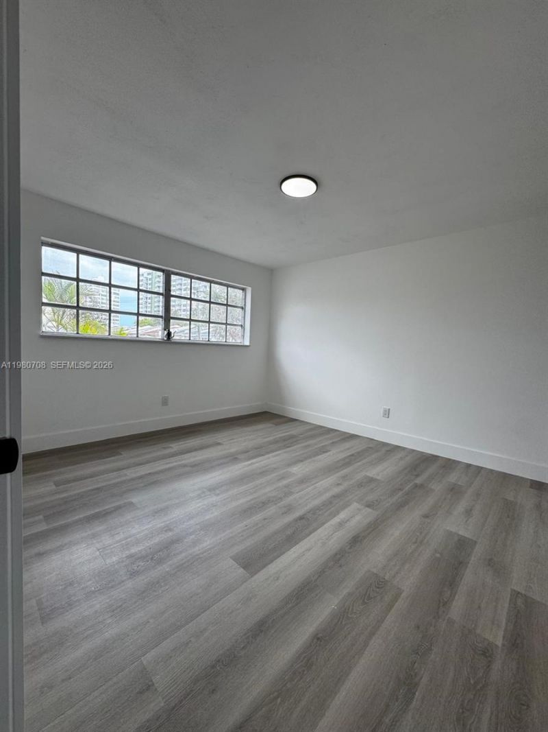 11840 NE 19th Dr , Unit 19, North Miami, FL 33181 Photo