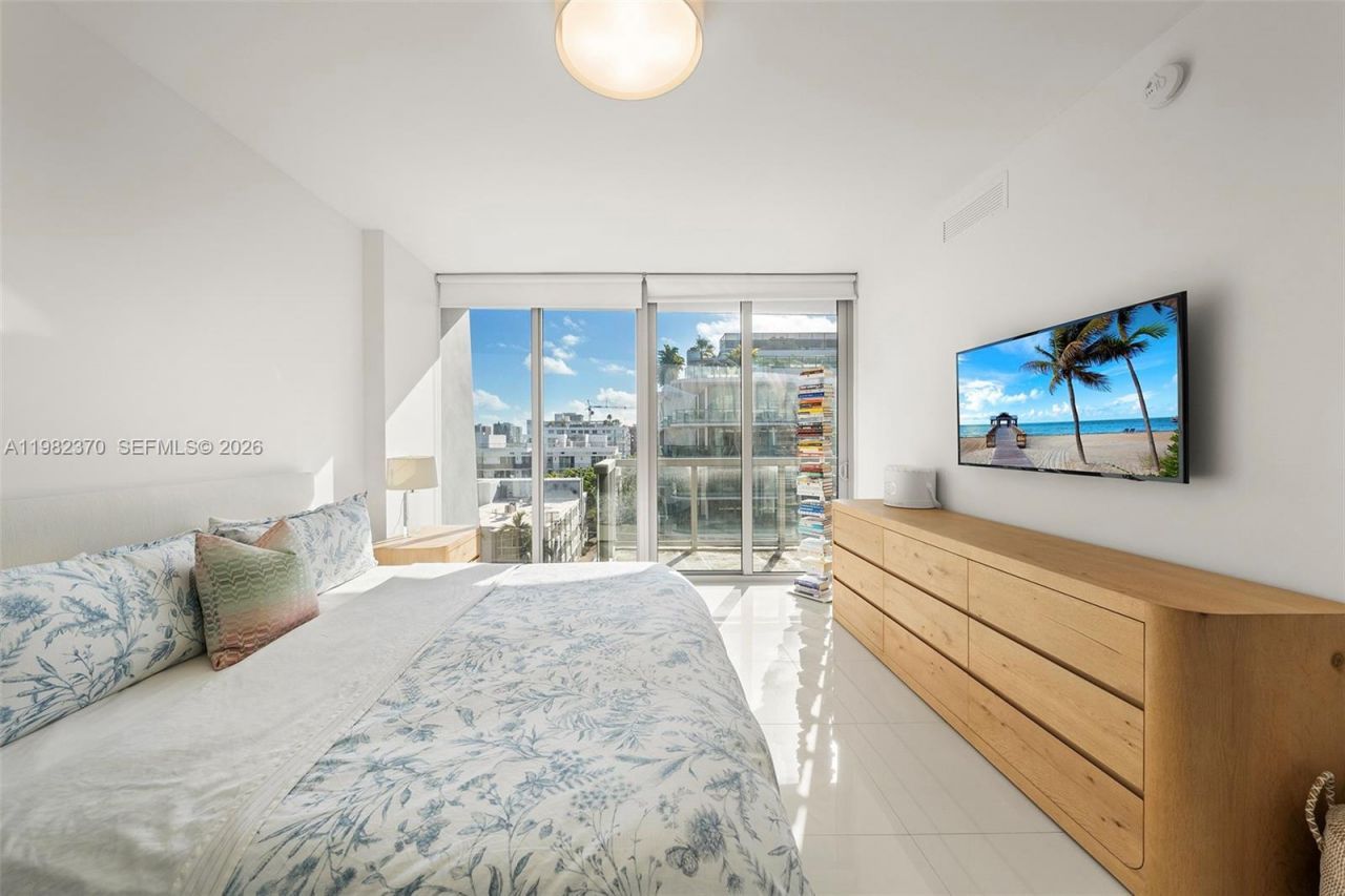 9940 W Bay Harbor Dr, Unit 6A-N, Bay Harbor Islands, FL 33154 Photo