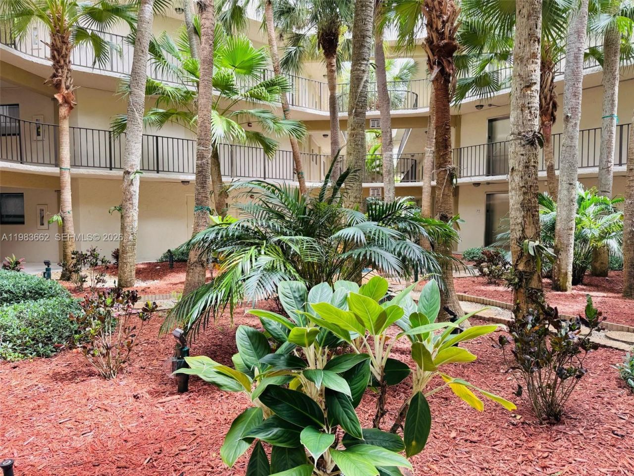 8075 SW 107th Ave, Unit 310, Miami, FL 33173 Photo