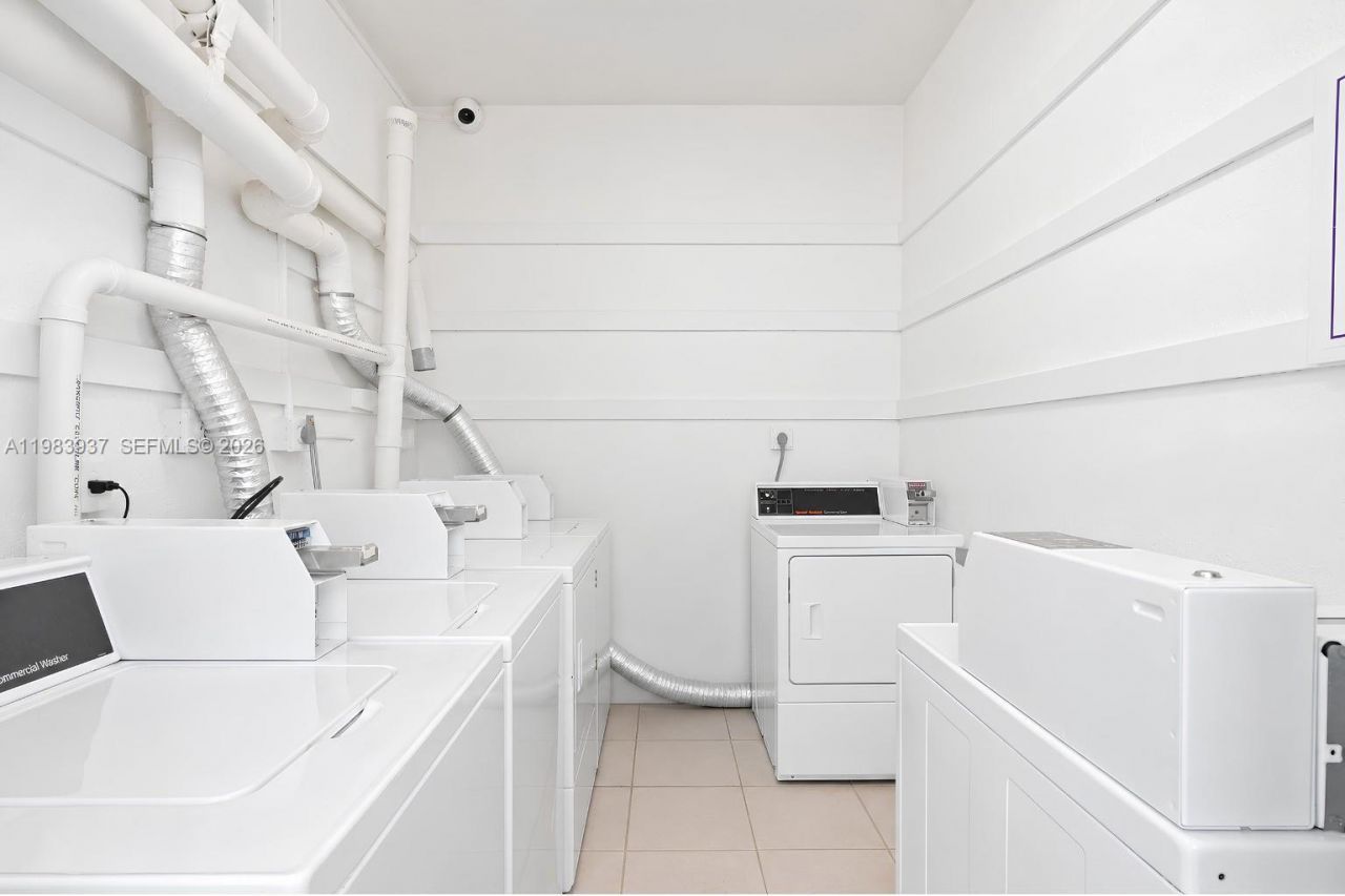 1185 Marseille Drive, Unit 202, Miami Beach, FL 33141 Photo