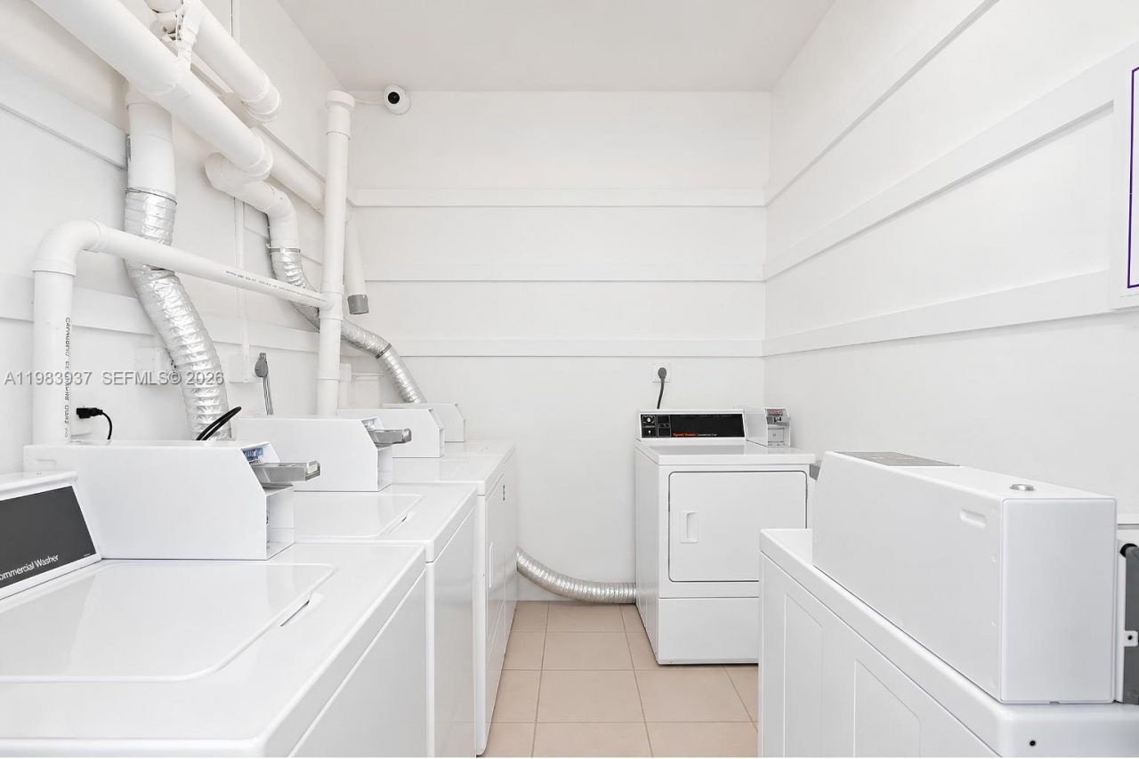 1185 Marseille Drive, Unit 202, Miami Beach, FL 33141 Photo