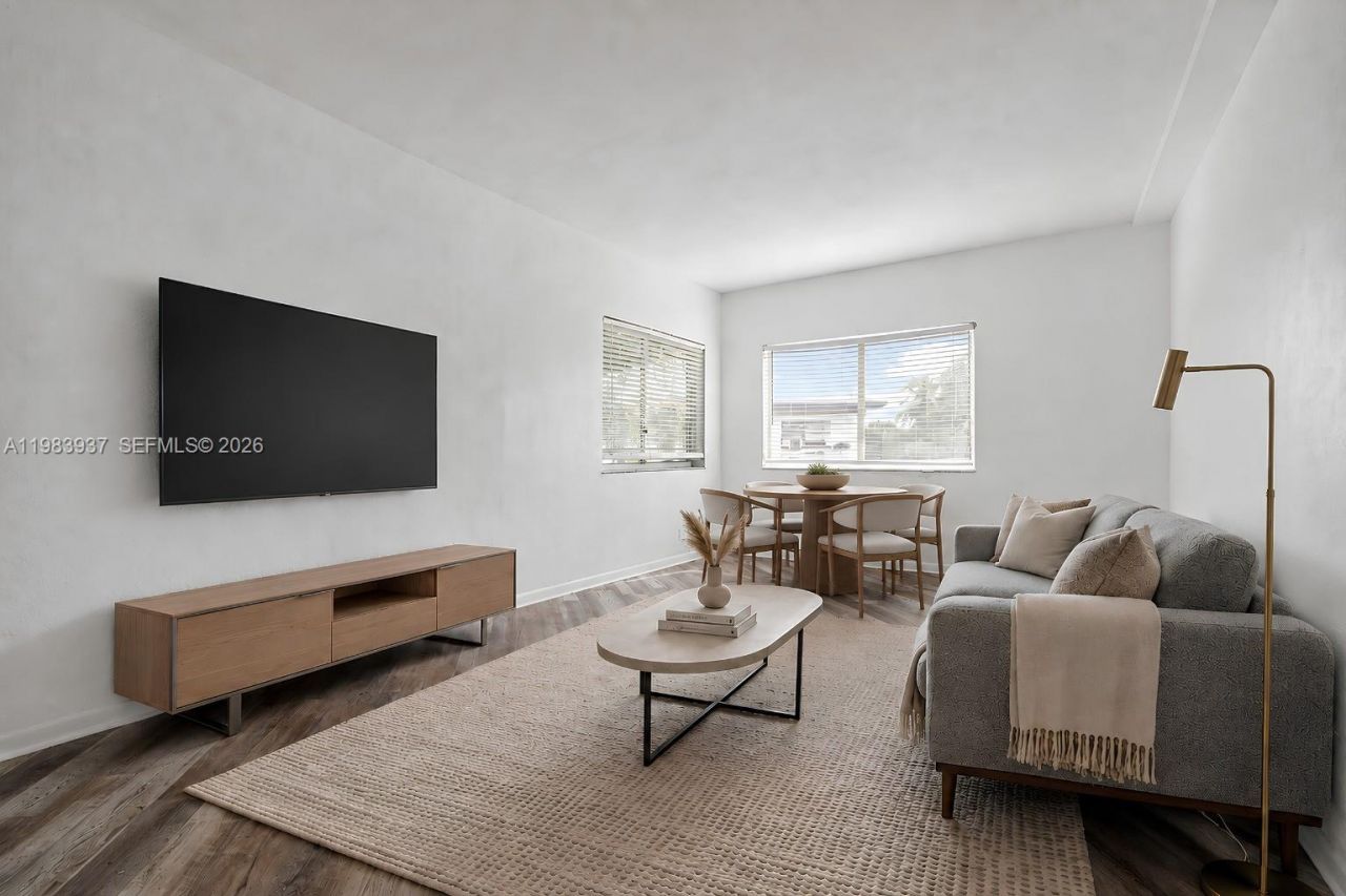1185 Marseille Drive, Unit 202, Miami Beach, FL 33141 Photo