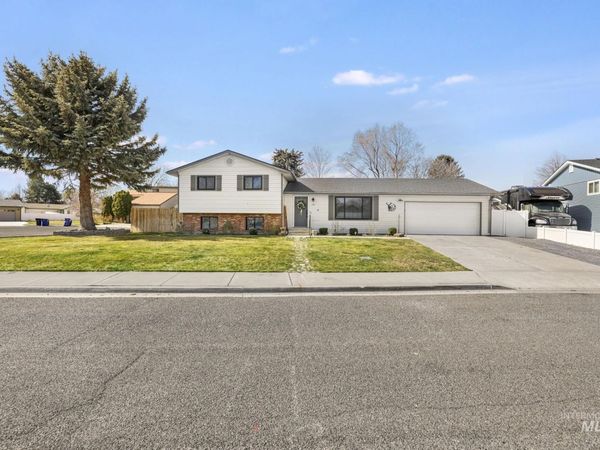 1149 Blake Street N, Twin Falls, ID 83301