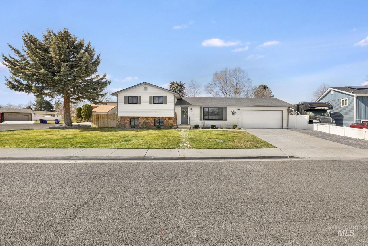 1149 Blake Street N, Twin Falls, ID 83301 Main Photo