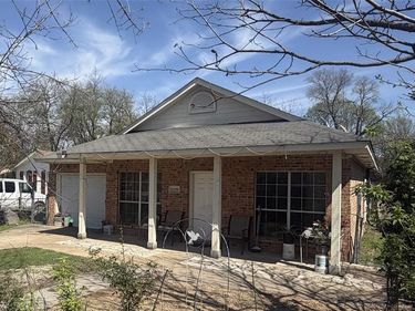 2420 Seevers Avenue, Dallas, TX 75216