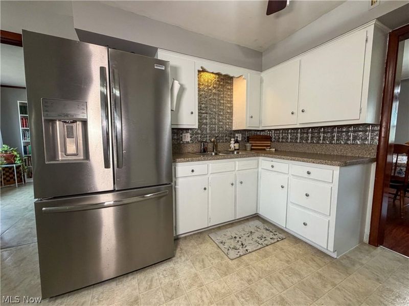 3161 Kingston Lane, Youngstown, OH 44511 Photo 9