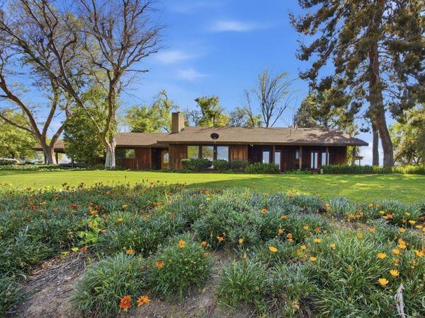 12147 Cliff Avenue, Bakersfield, CA 93306