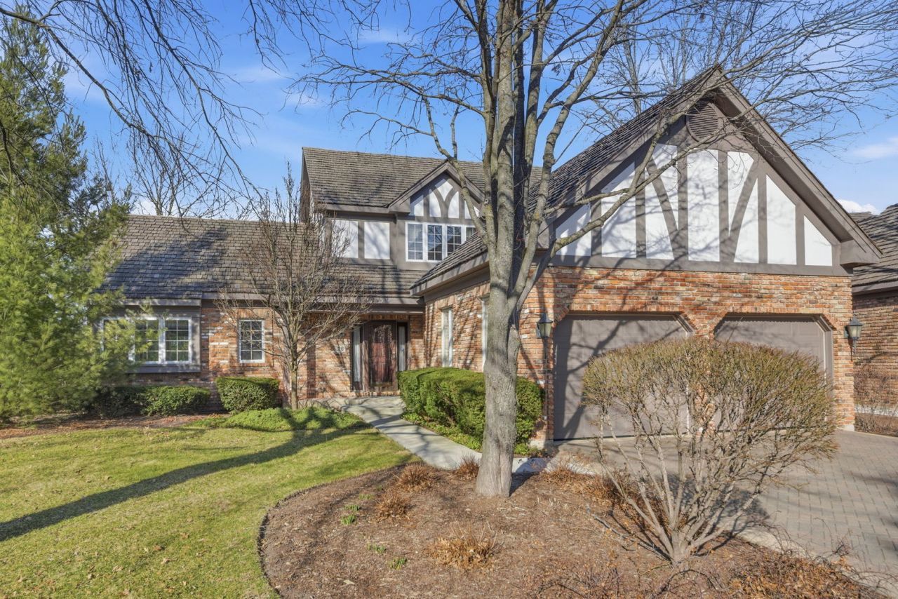 26 Lake Ridge Club Drive , Burr Ridge, IL 60527 Main Photo