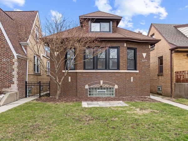 6119 N Mason Avenue, Chicago, IL 60646