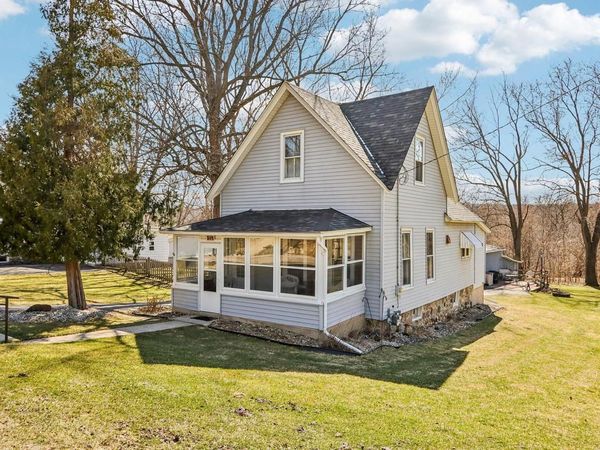 171 W Main STREET, Fontana, WI 53125