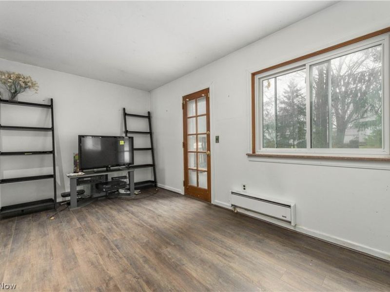 5275 Lynd Avenue, Lyndhurst, OH 44124 Photo 10