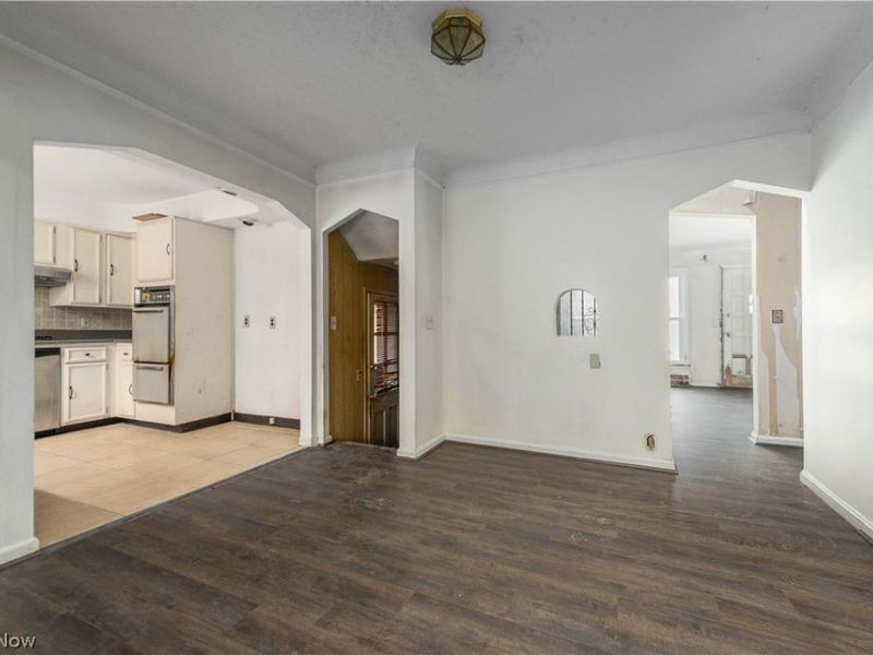 5275 Lynd Avenue, Lyndhurst, OH 44124 Photo 13