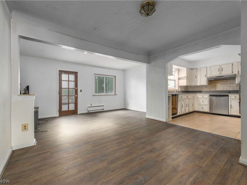 5275 Lynd Avenue, Lyndhurst, OH 44124 Photo 14