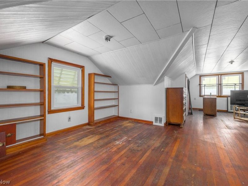 5275 Lynd Avenue, Lyndhurst, OH 44124 Photo 28