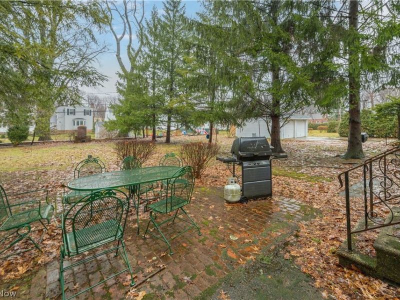 5275 Lynd Avenue, Lyndhurst, OH 44124 Photo 47