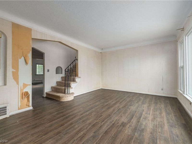 5275 Lynd Avenue, Lyndhurst, OH 44124 Photo 7