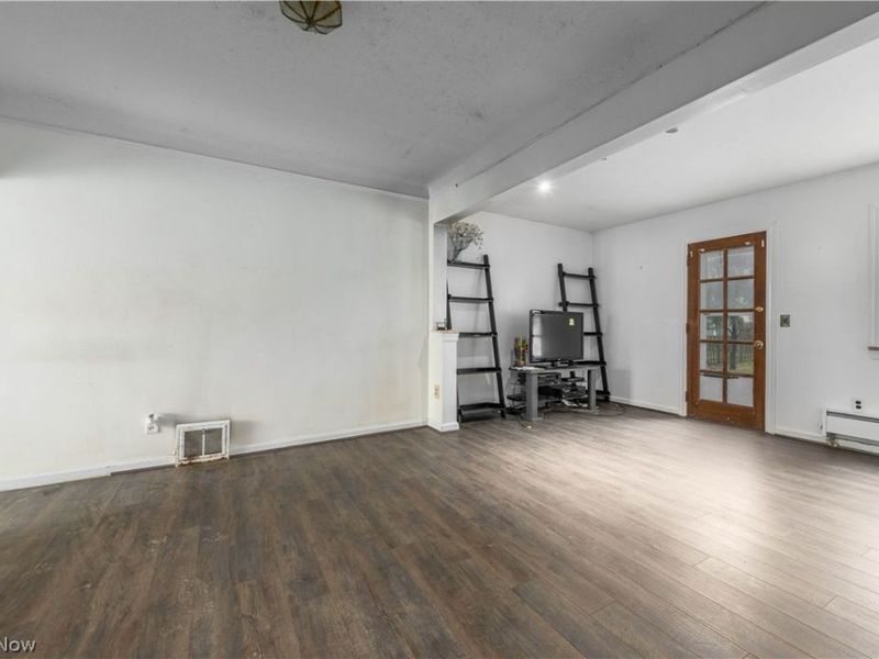 5275 Lynd Avenue, Lyndhurst, OH 44124 Photo 9