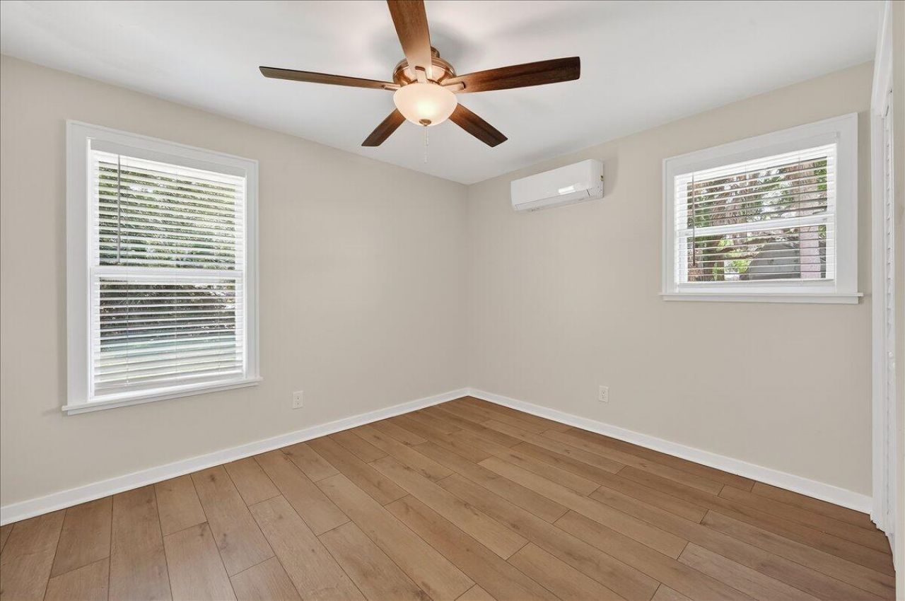 262 Easy Street, Sebastian, FL 32958 Photo