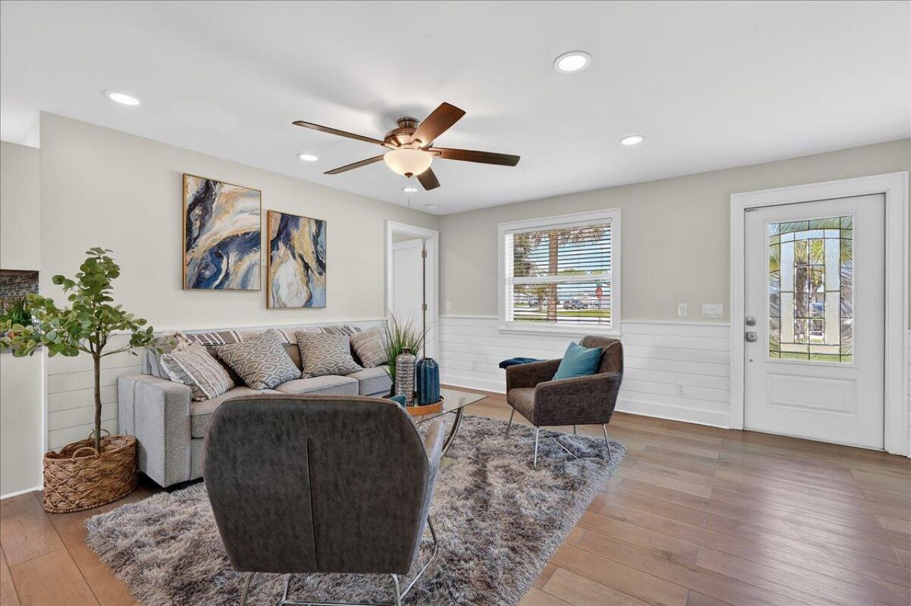 262 Easy Street, Sebastian, FL 32958 Photo