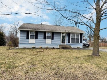 817 Lamont Cir , Cortland, NY 13045