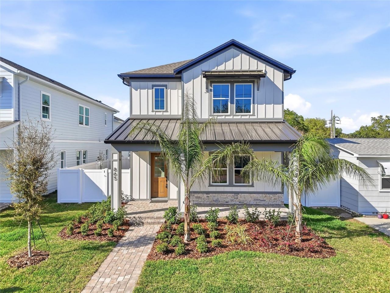 865 53rd Avenue N, Saint Petersburg, FL 33703 Main Photo