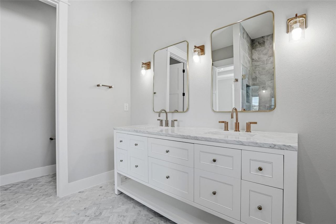 865 53rd Avenue N, Saint Petersburg, FL 33703 Photo