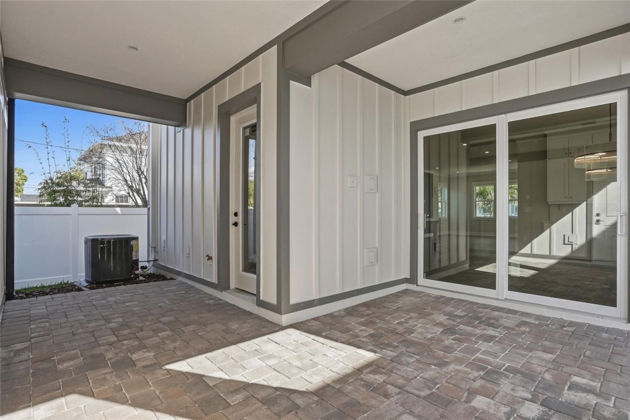 865 53rd Avenue N, Saint Petersburg, FL 33703 Photo