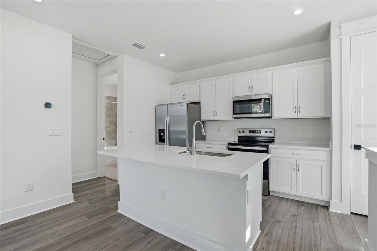 865 53rd Avenue N, Saint Petersburg, FL 33703 Photo