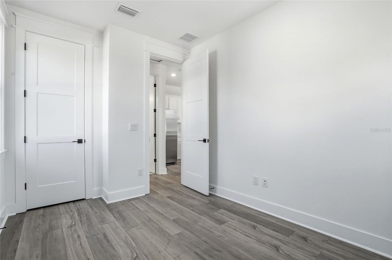 865 53rd Avenue N, Saint Petersburg, FL 33703 Photo